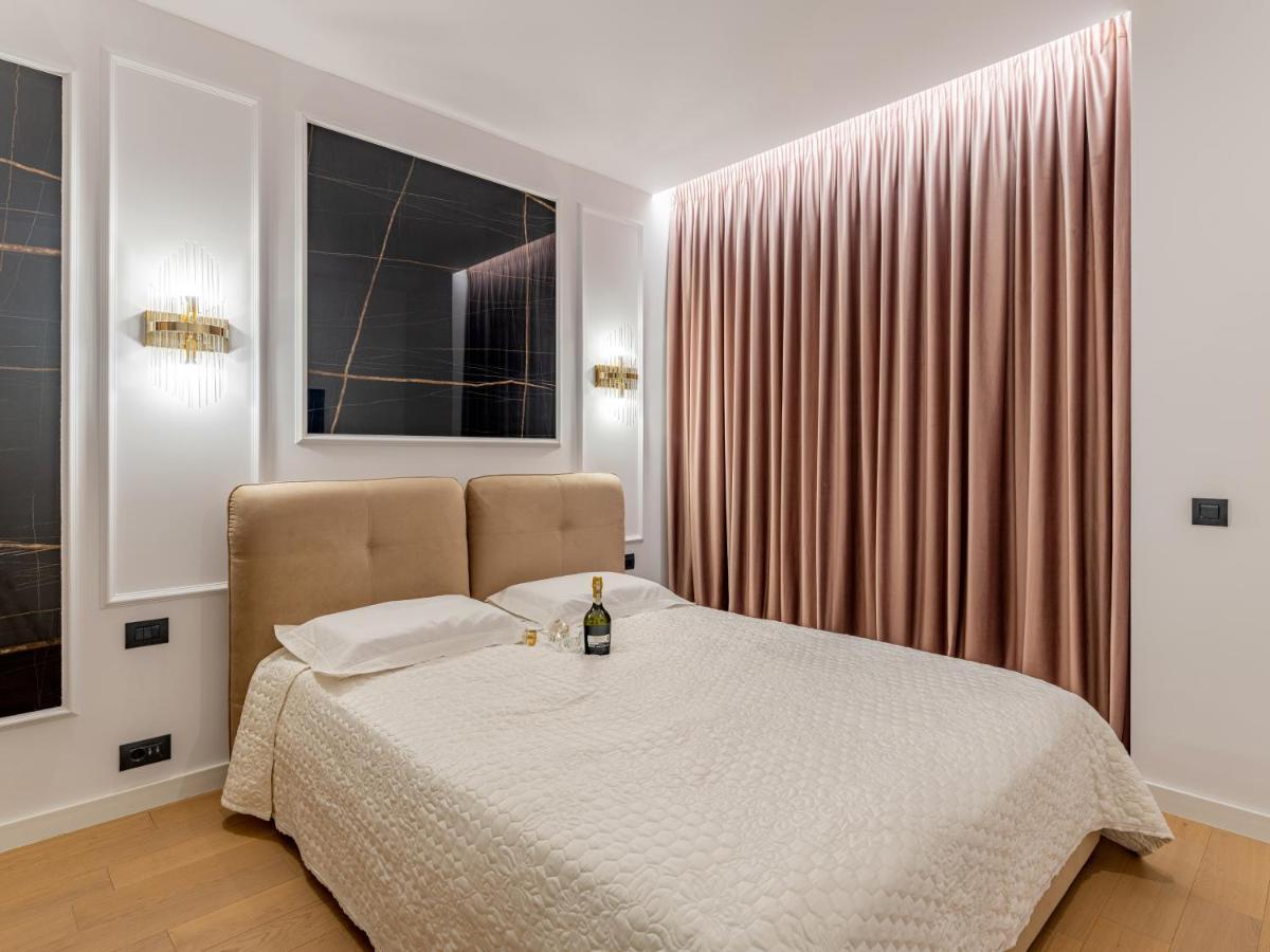 One Best Luxury Herastrau Parc Apartment